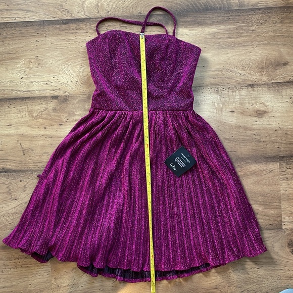 NWT Lulus Party Era Magenta Sparkly Lace-Up Pleated Skater Dress - Picture 8 of 9